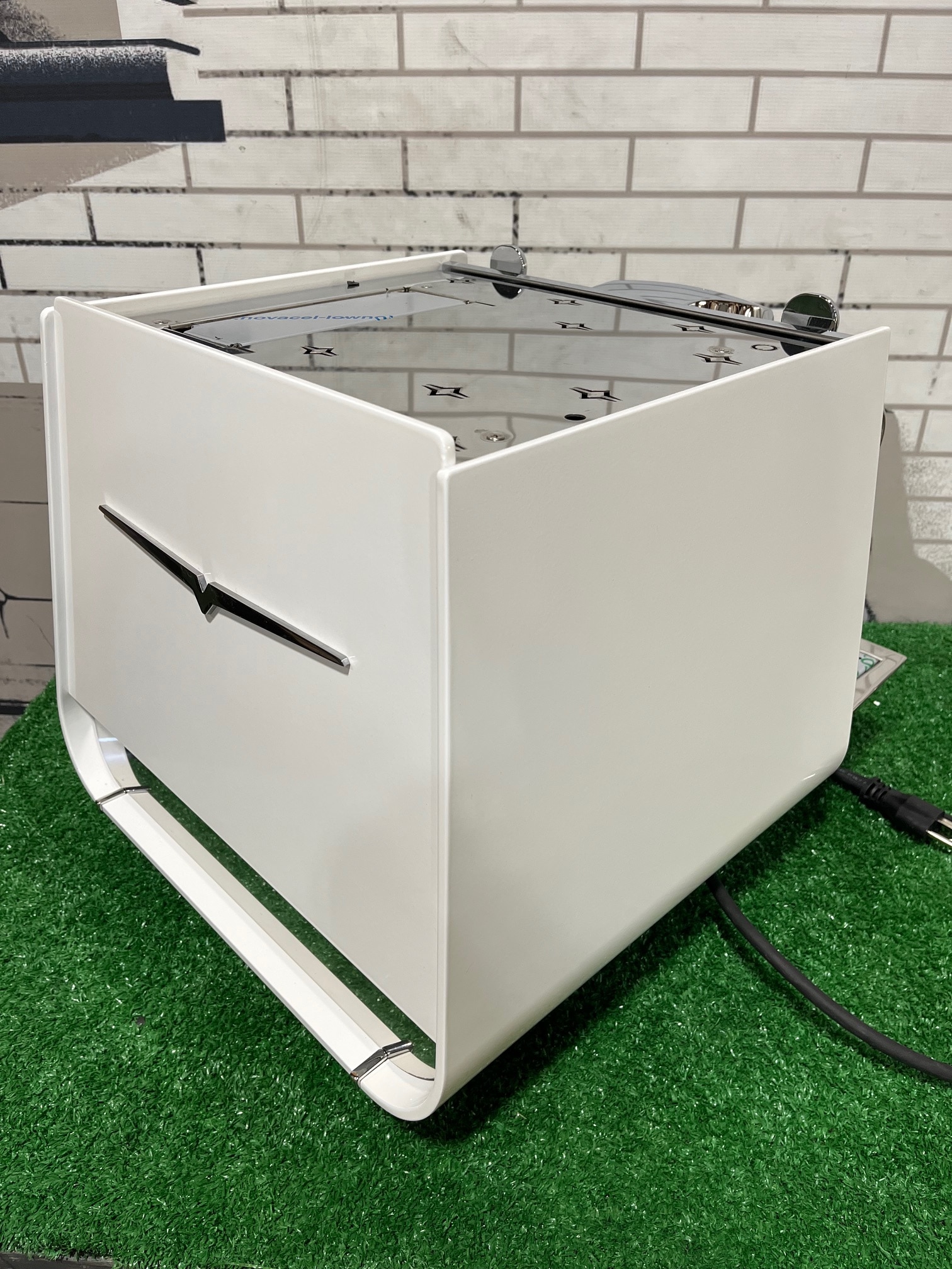 Demo Machine